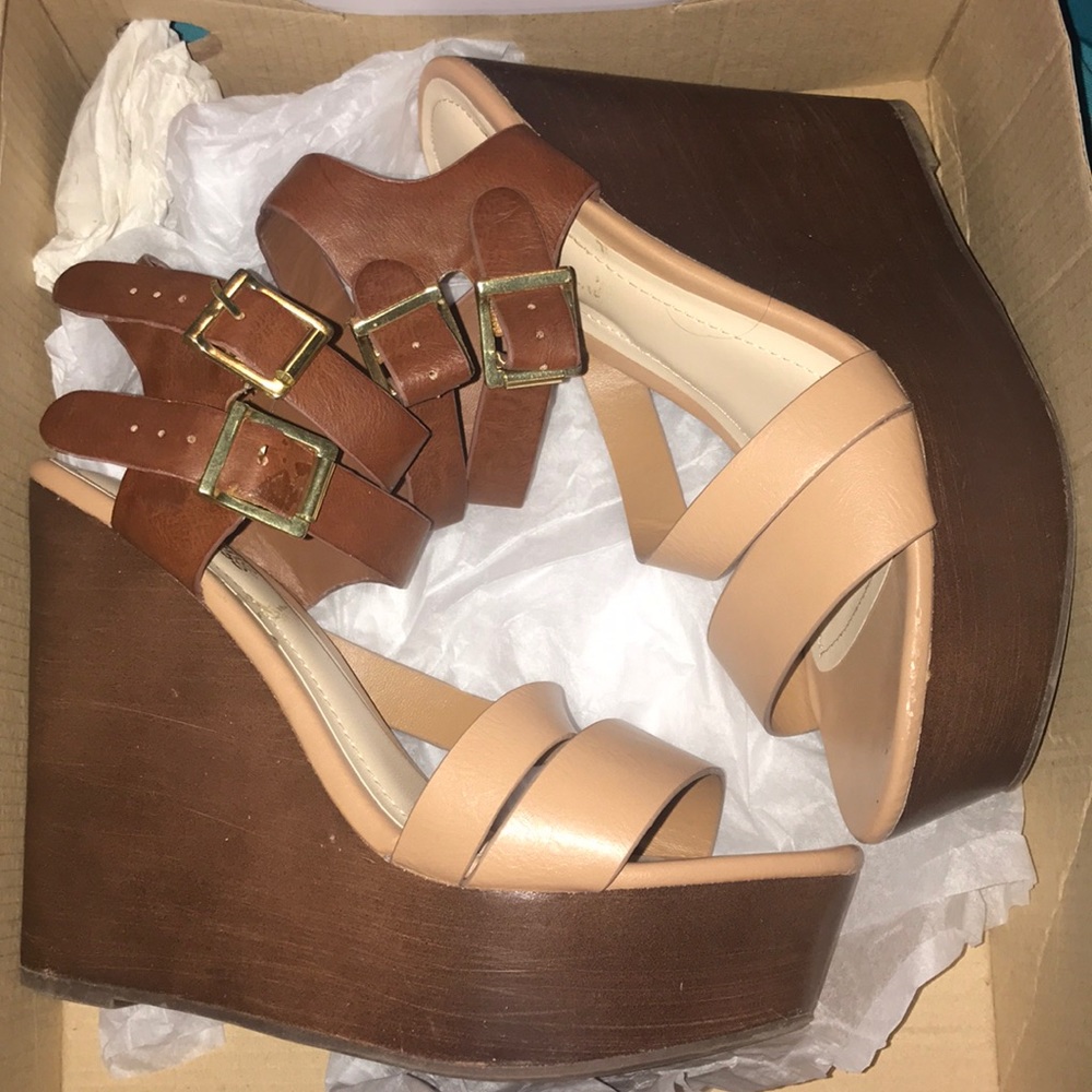Charlotte Russe brown and tan wedges